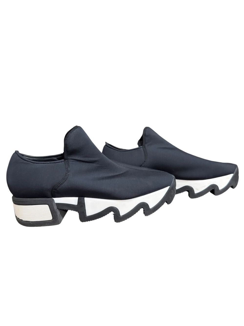 iRi Black Slip On Platform Shoes Wave Sole Stretch Upper Womens 8.5